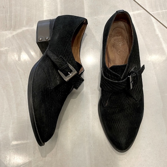 Jeffrey Campbell Shoes with Mental Block heel - Picture 4 of 5